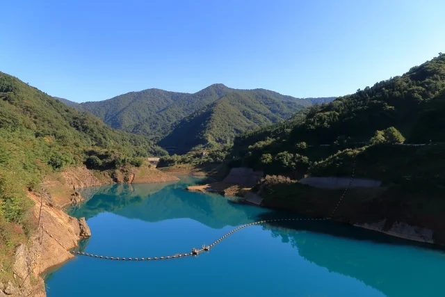 奥四万湖